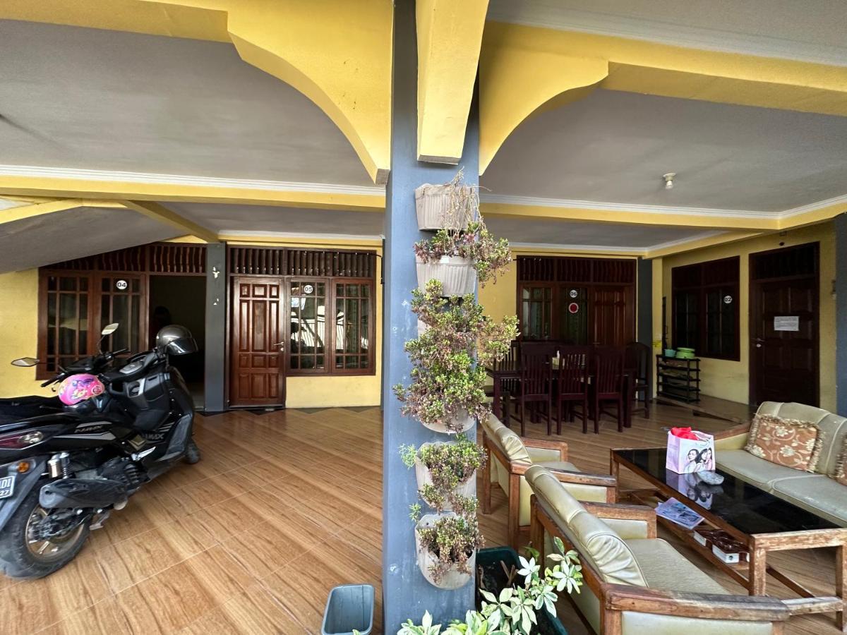 Nadyah Syariah Homestay Ketapang  Extérieur photo